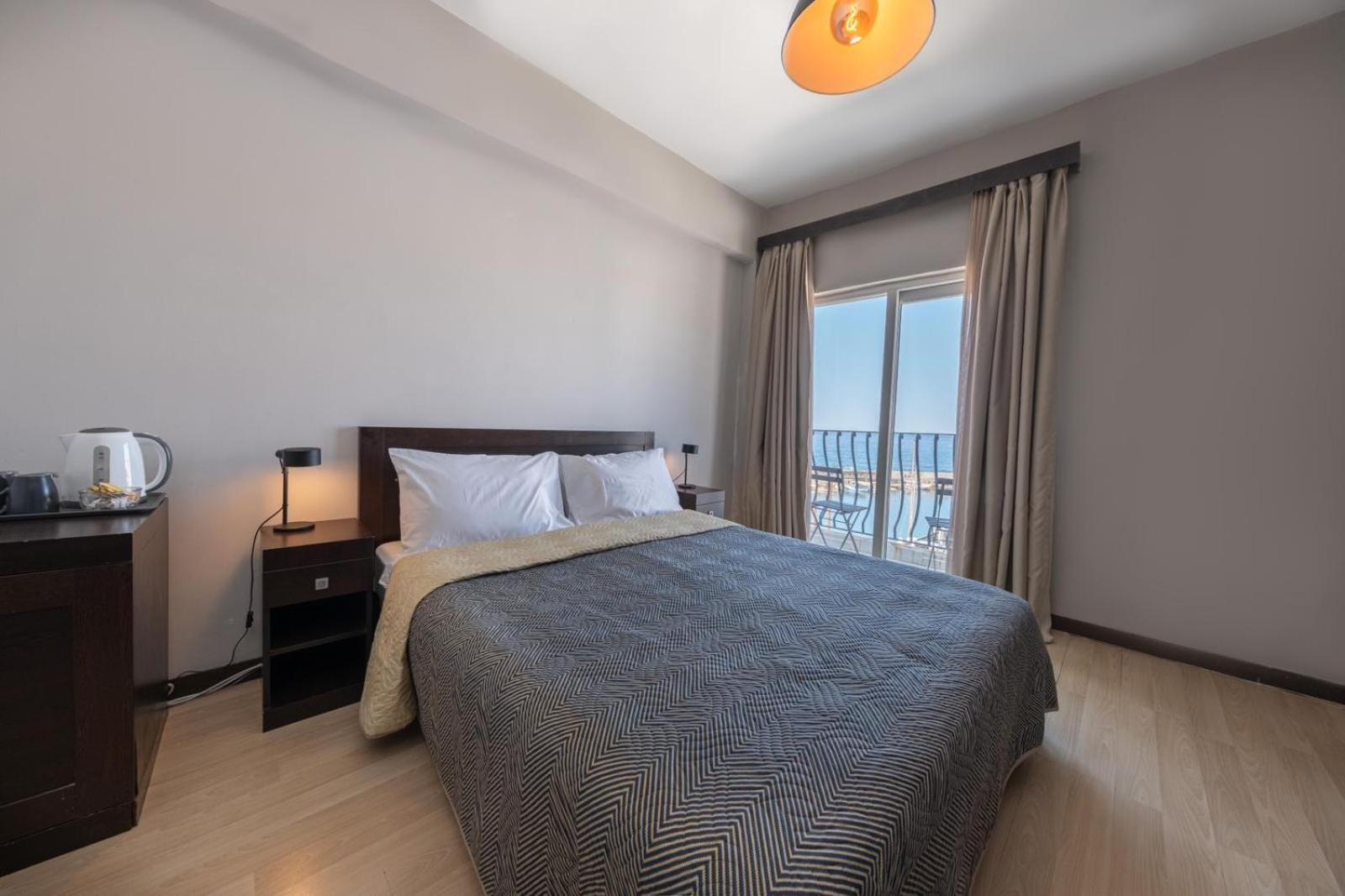 Kyrenia British Harbour Hotel Esterno foto
