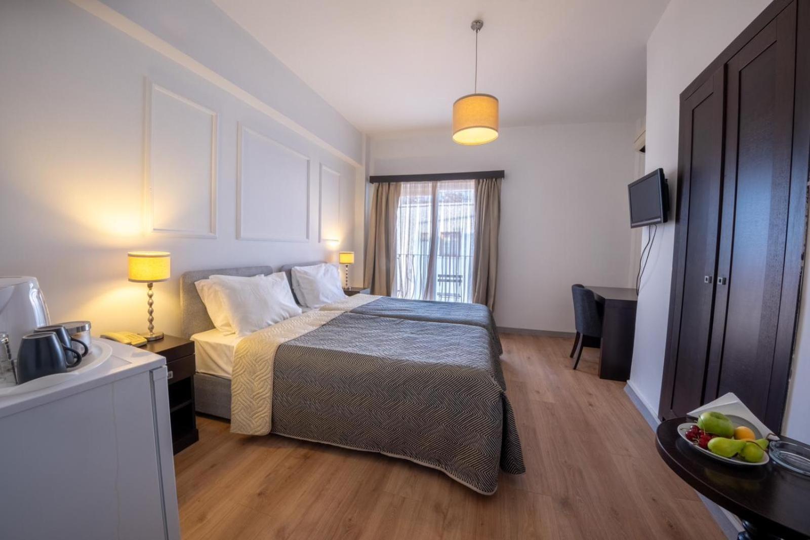 Kyrenia British Harbour Hotel Esterno foto