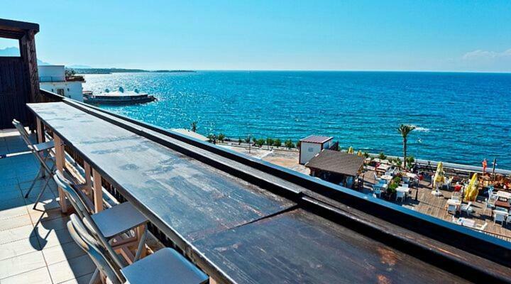 Kyrenia British Harbour Hotel Esterno foto